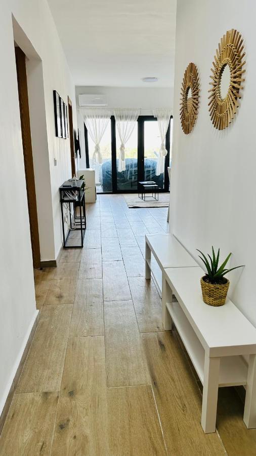 F4 - Chic - Piscine - Salle Fitness Dakar Luaran gambar